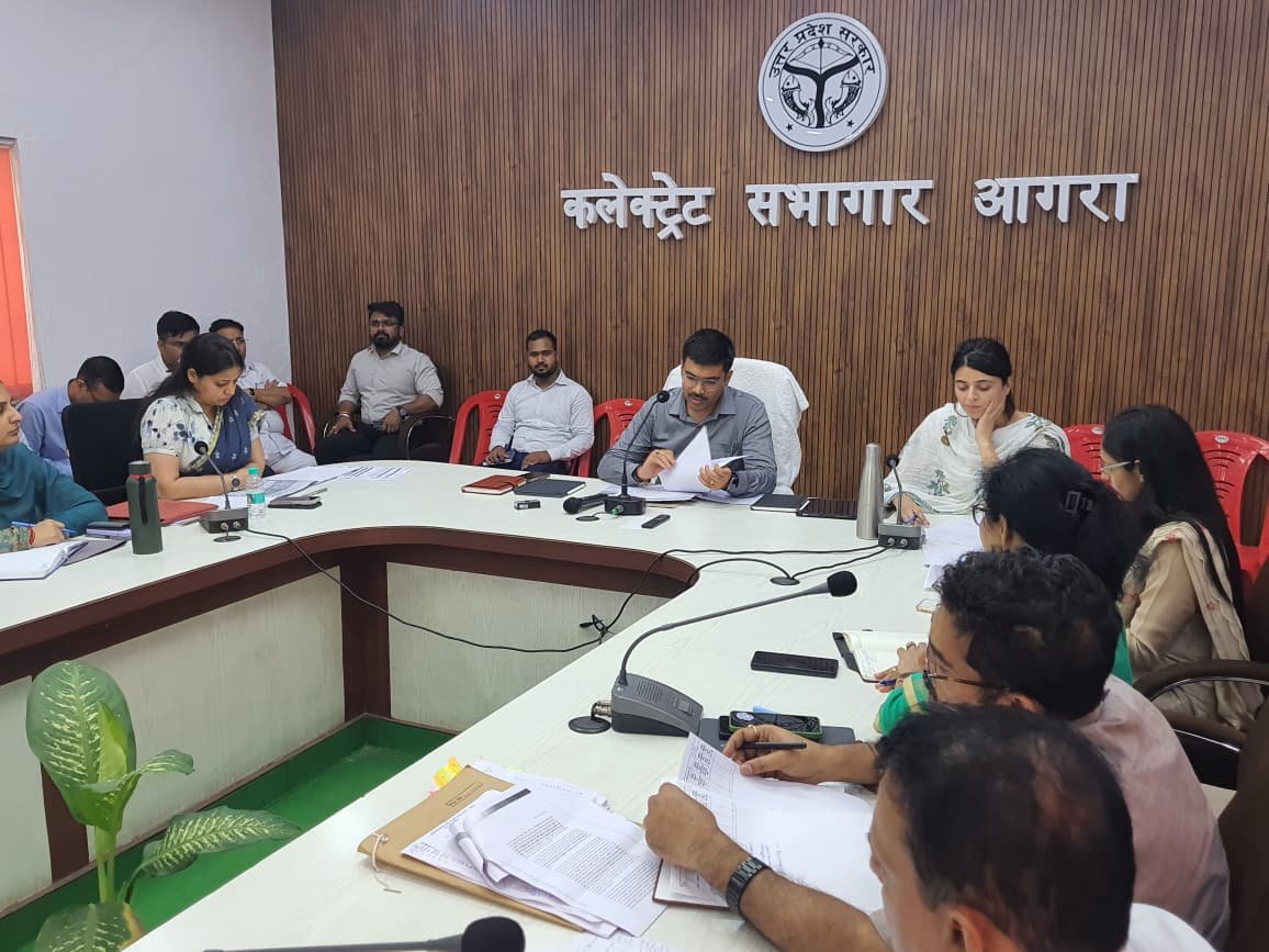 Agra DM Manish Bansal chairs IGRS complaint review meeting at Collectorate, orders strict action against poor grievance redressal.